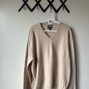 Club Room Men's Tan V-Neck Sweater